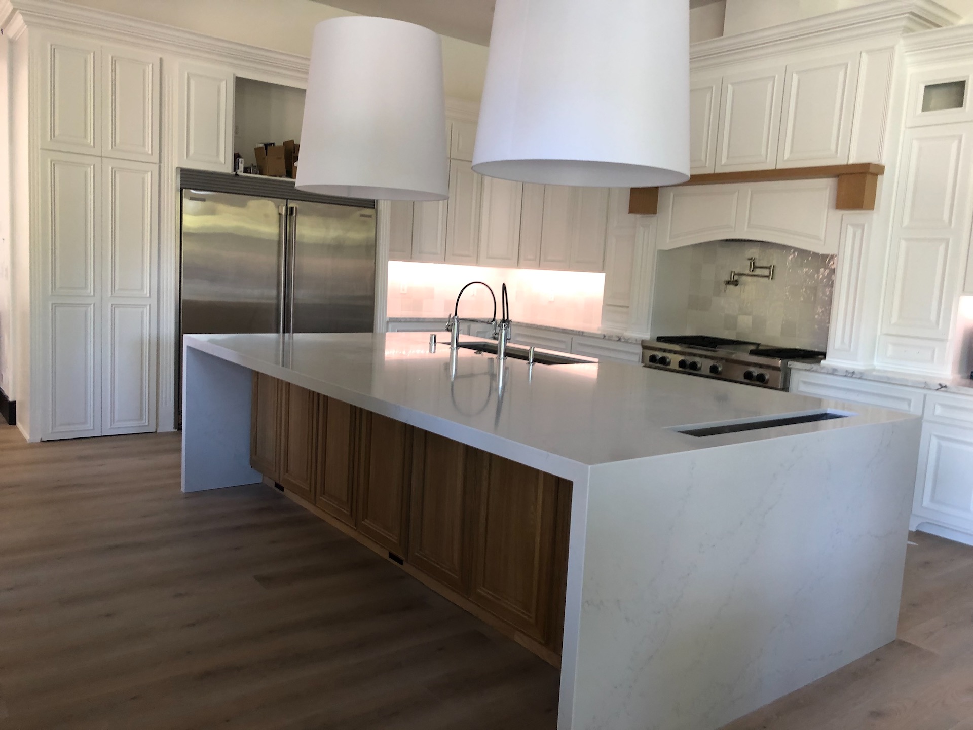 Luxury_White_Kitchen_Painting_&_Custom_Wood_Stain_Finish_01